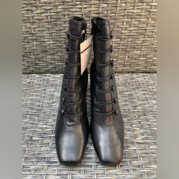 Alberto Zago Leather Button Details Ankle Boots, Size 38.5, Made In Italy NEW - Picture 3 of 9